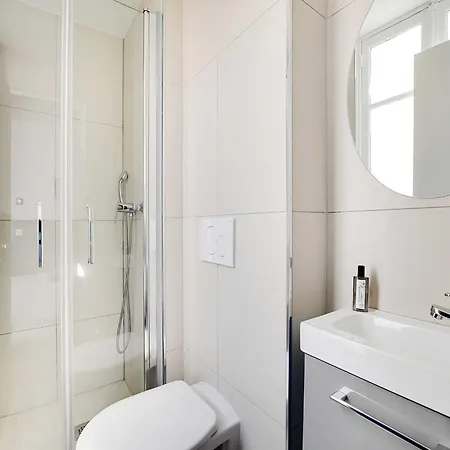 Serene Cocoon For 2p With Ac - Near Montmartre